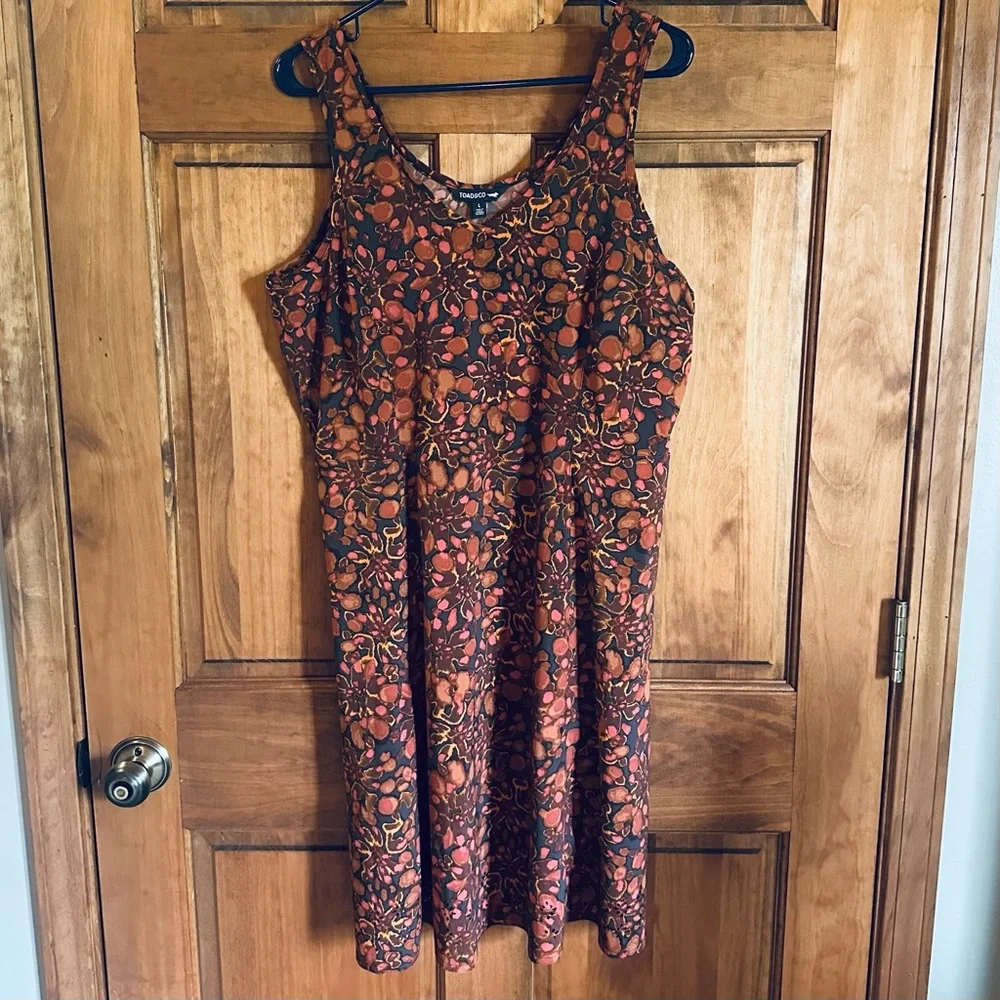 Toad&Co Brown and Auburn Floral petal Dress size large - Picture 2 of 8